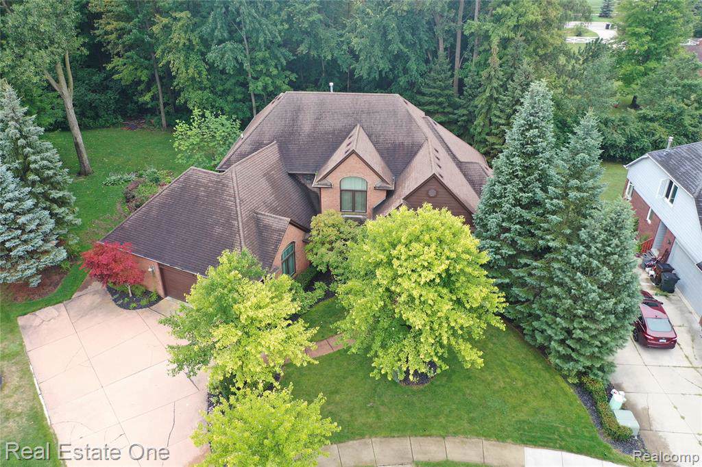 11360 Wilshire Drive - Photo 1