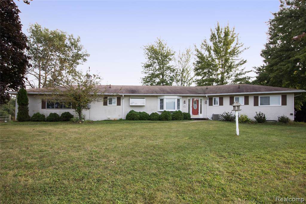 8286 Allen Road - Photo 1