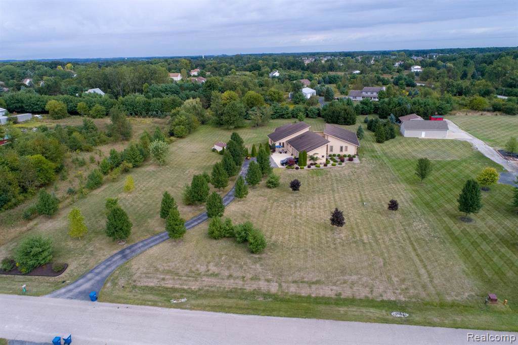 140 Ginger Lane - Photo 1
