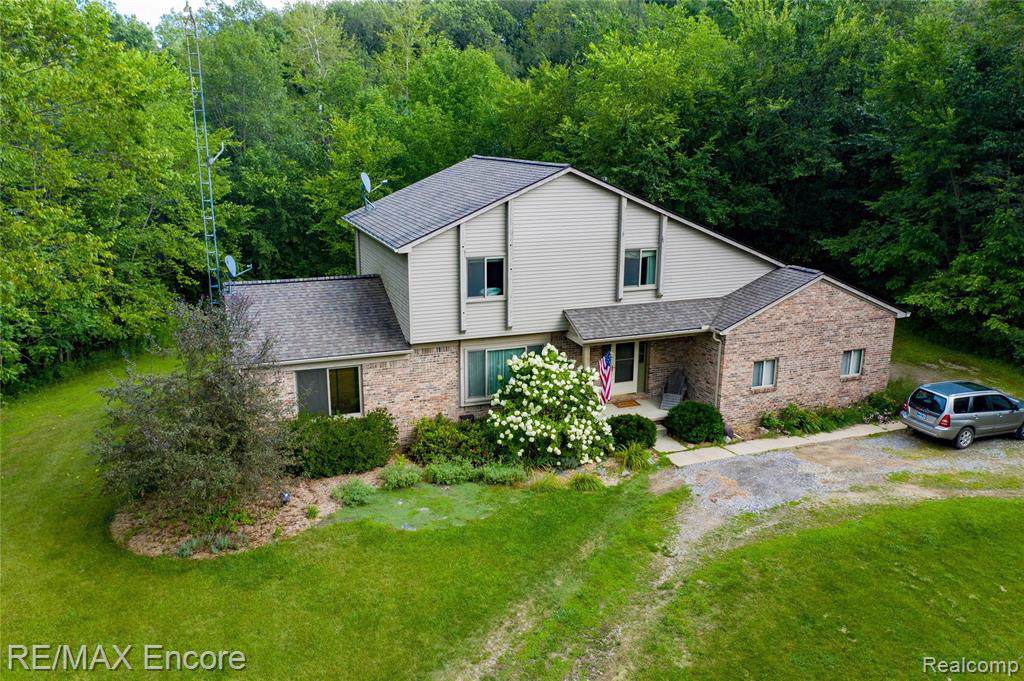 753 Sashabaw Road - Photo 1