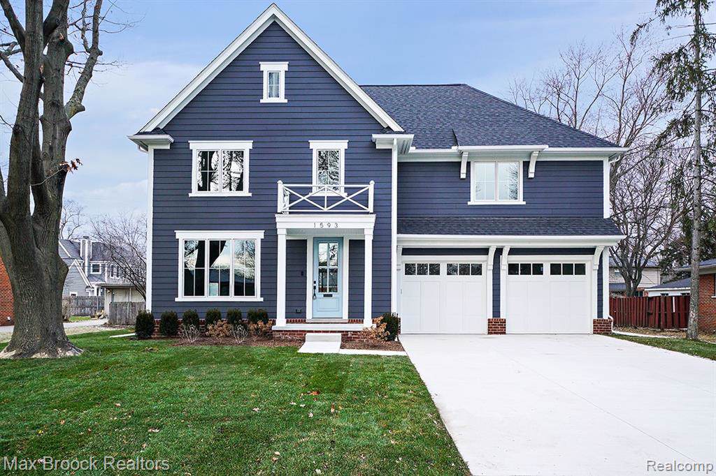 1593 Hazel Street - Photo 1