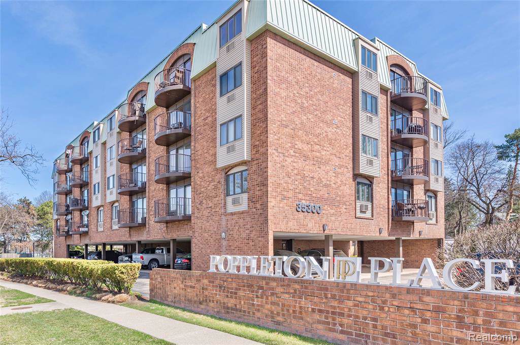 35300 Woodward Avenue - Photo 1