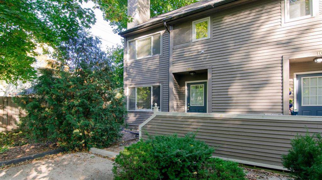 105 Tulip Tree Court - Photo 1