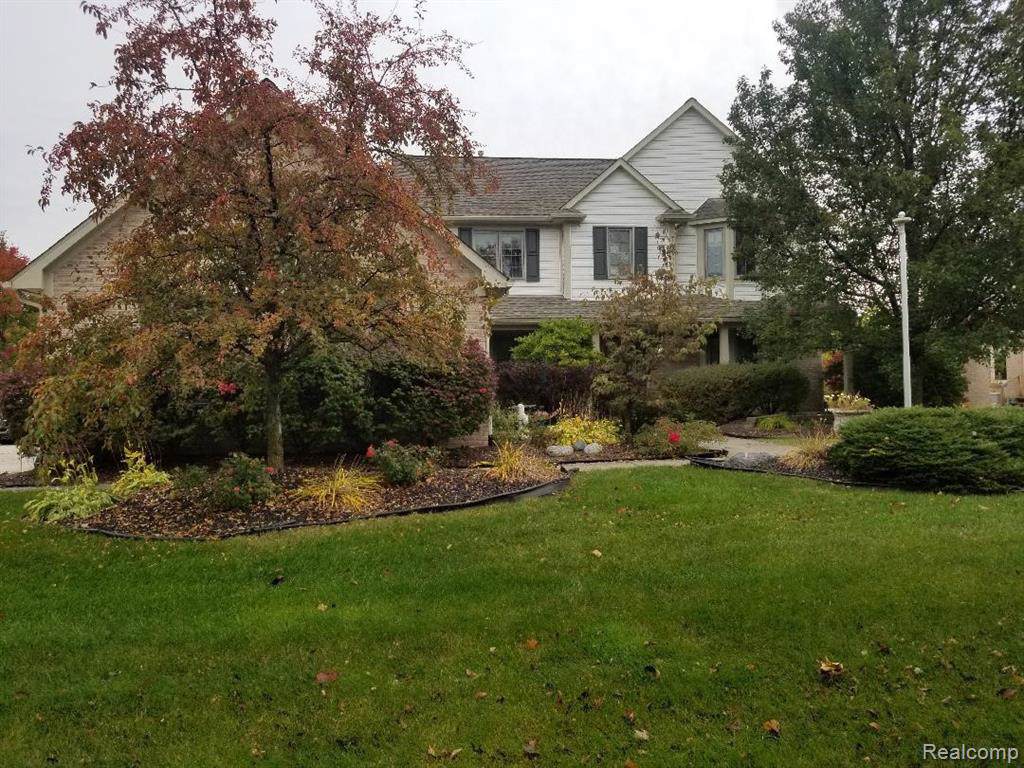 41530 Singh Drive - Photo 1