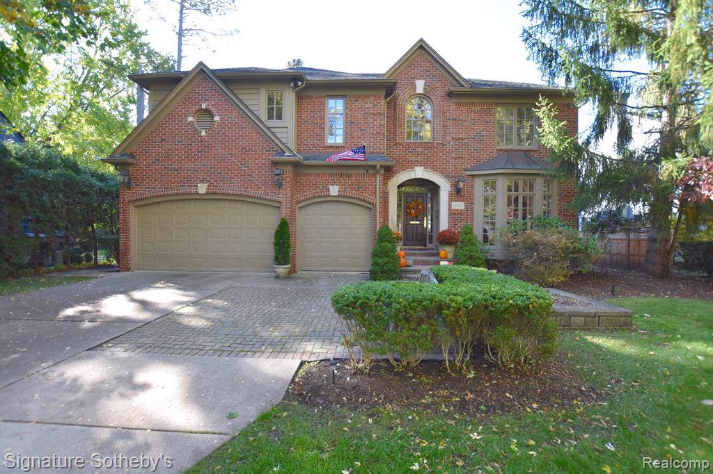 1021 Pilgrim Avenue - Photo 1
