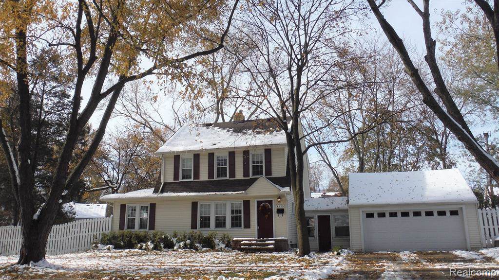 4325 Olivia Avenue - Photo 1
