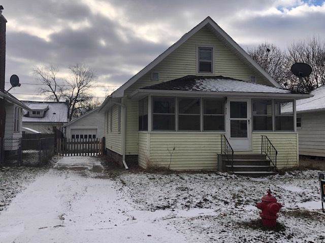 305 Cass - Photo 1