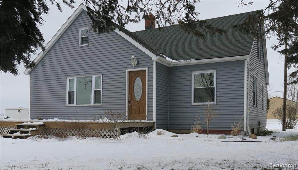 7355 Newark Road - Photo 1