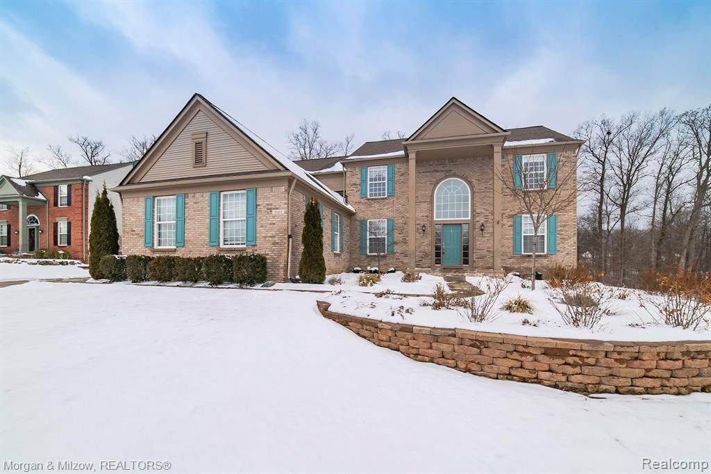 9140 Parkside Drive - Photo 1