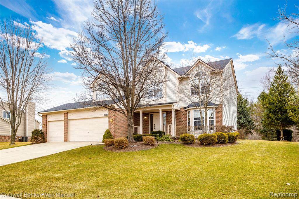 2133 Cobblestone Ln - Photo 1