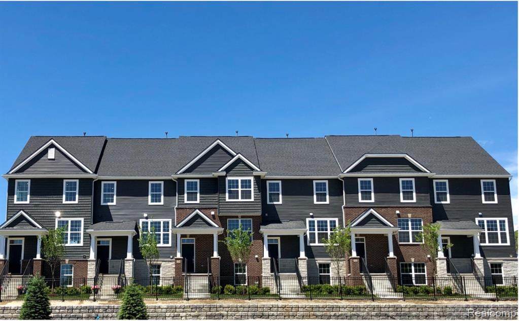 132 S Mill Street - Photo 1