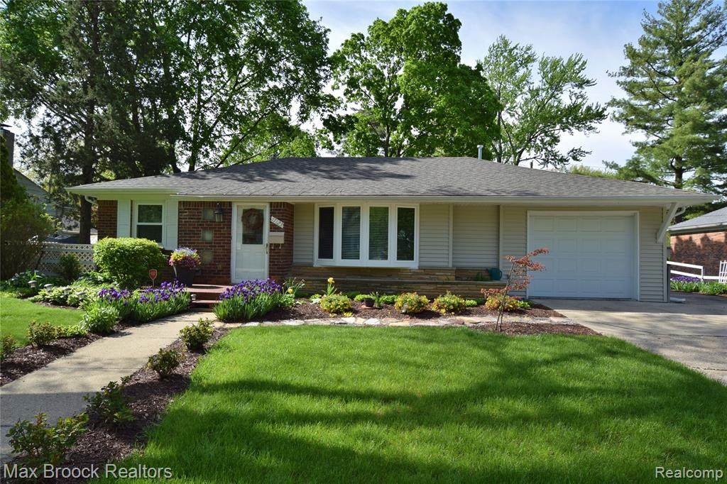 17123 Birwood Avenue - Photo 1