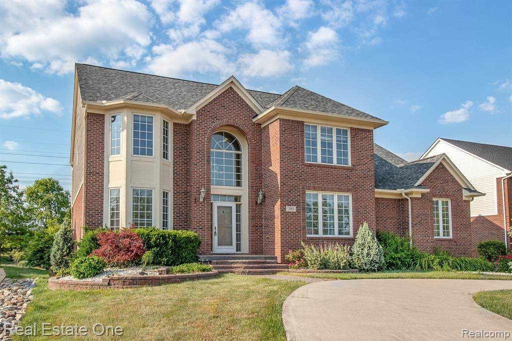 393 Canford Park - Photo 1