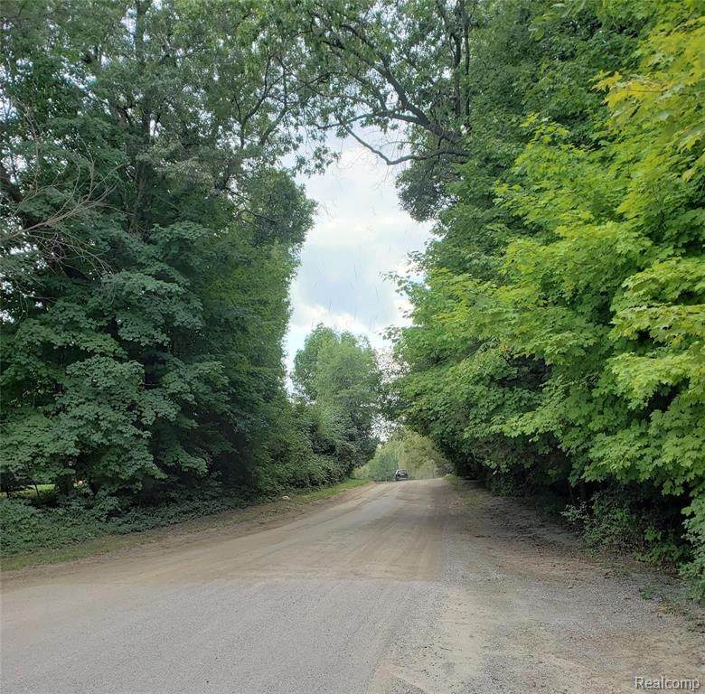 000 Pleasant Valley Road - Photo 1