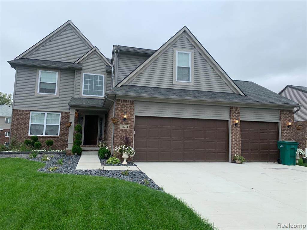 13624 Cambridge Court - Photo 1