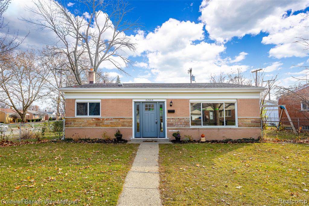 32664 Judy Dr - Photo 1