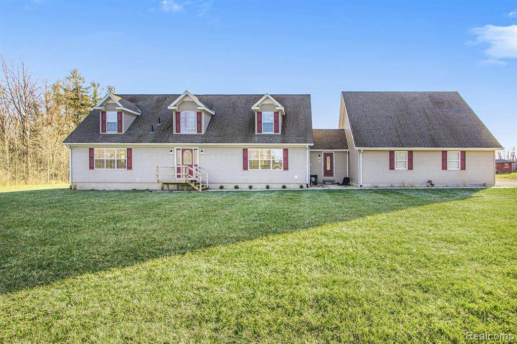 3080 Davis Road - Photo 1