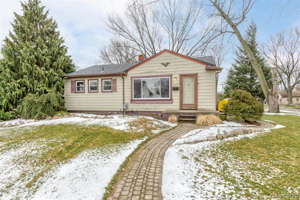 31569 Donnelly Street - Photo 1