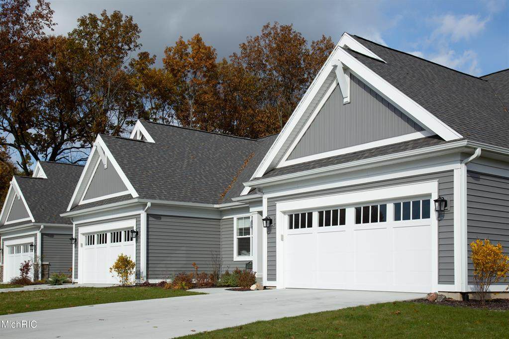 8176 Flat Rock Ridge - Photo 1