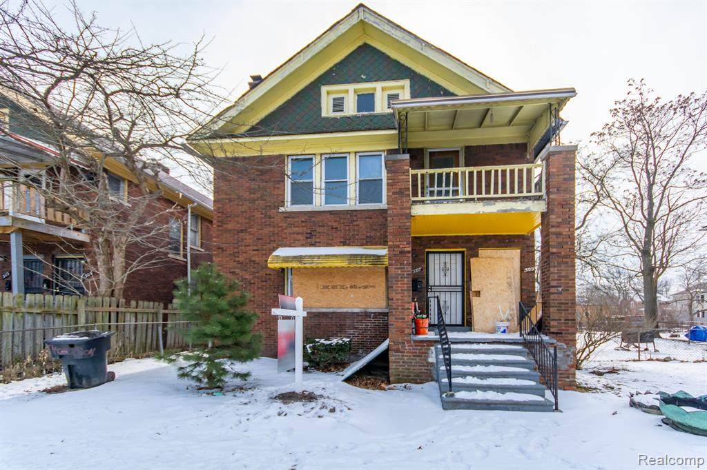 307 Grove Street - Photo 1