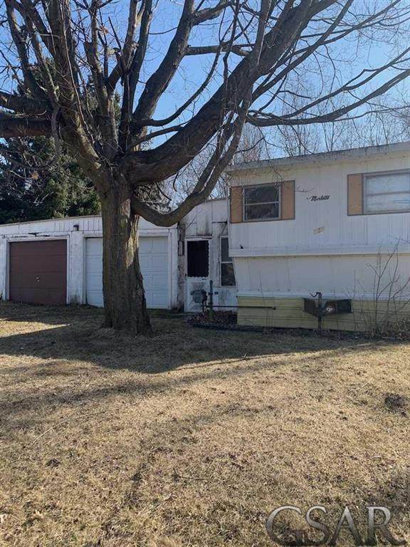 539 Woodard - Photo 1