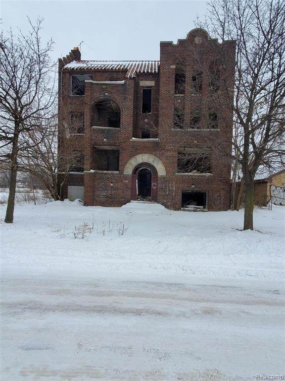 3270 Rochester Street - Photo 1