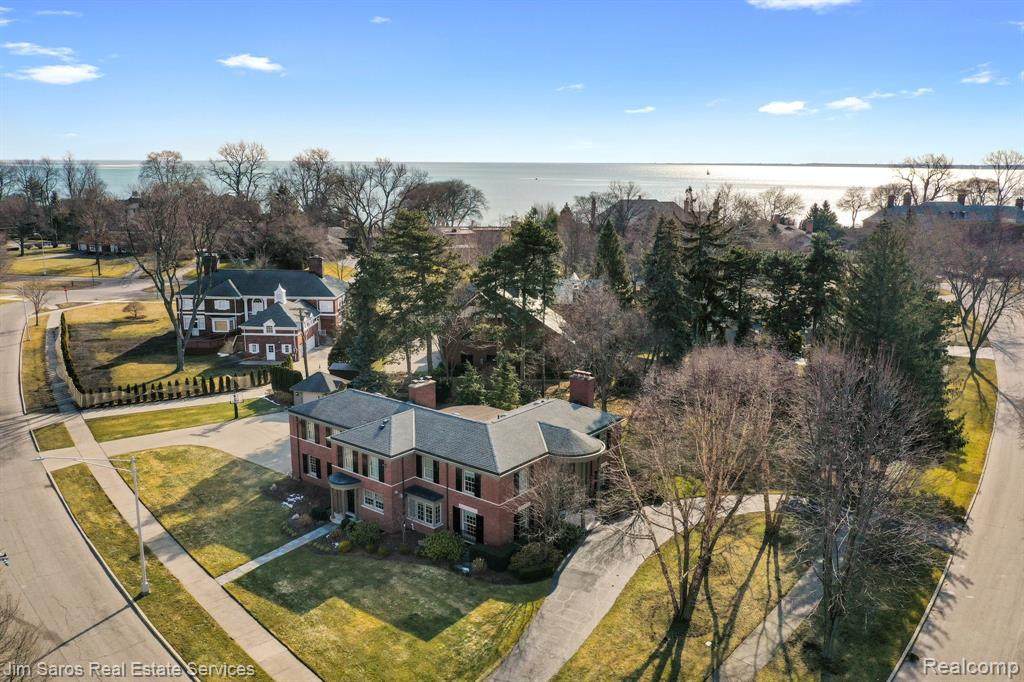 688 Balfour Street - Photo 1