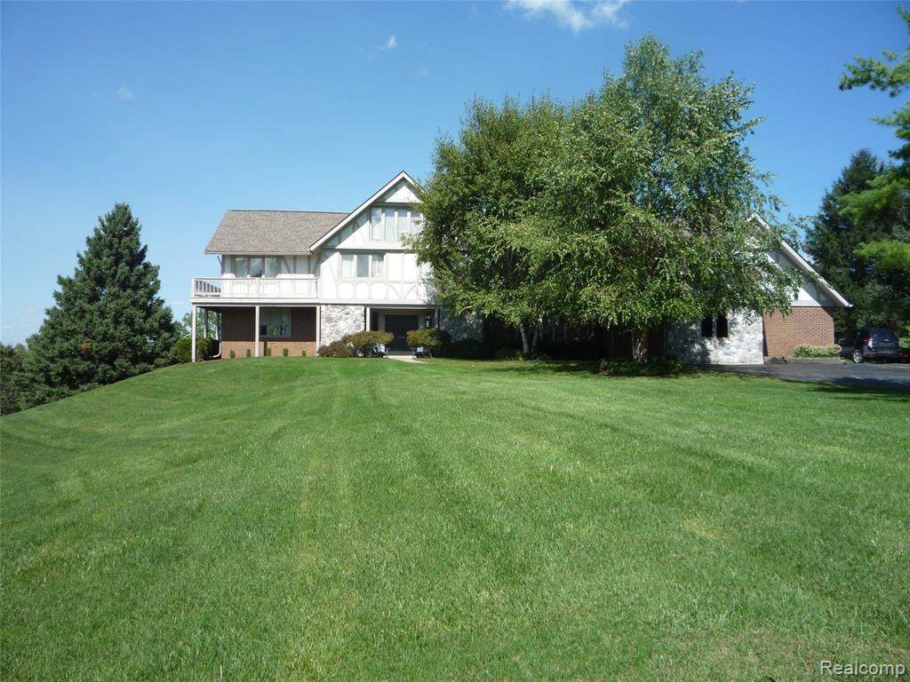 4237 Hough Road - Photo 1