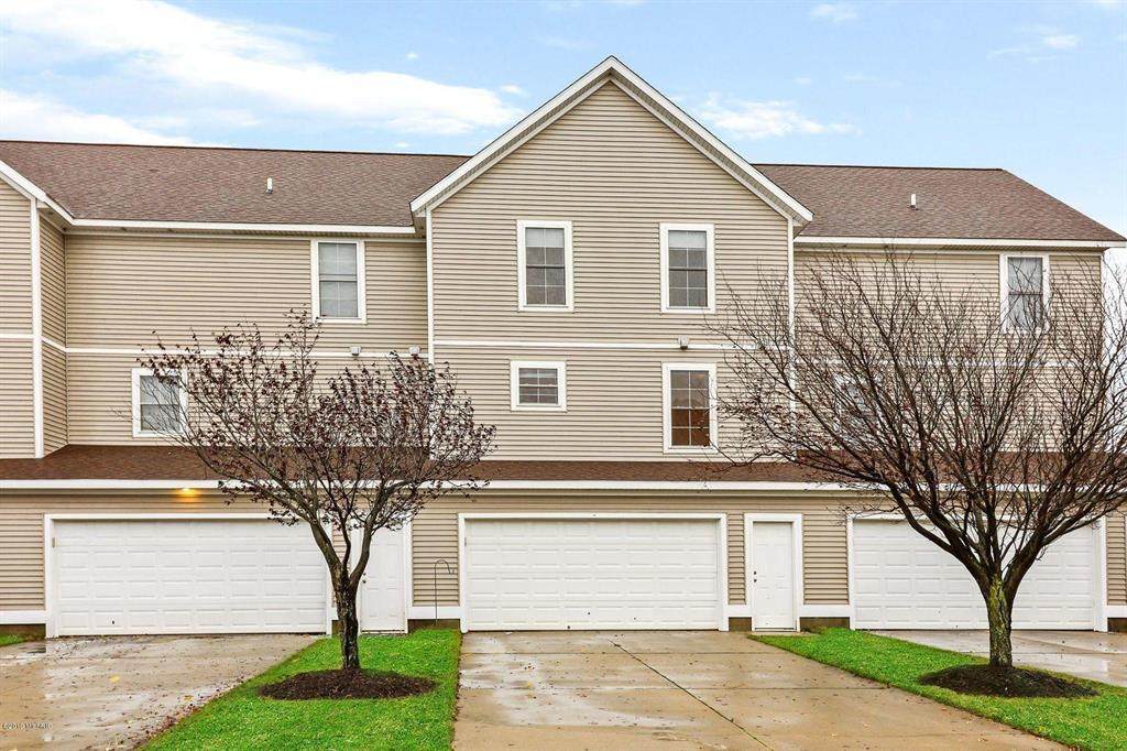 2126 Sherwood Avenue - Photo 1