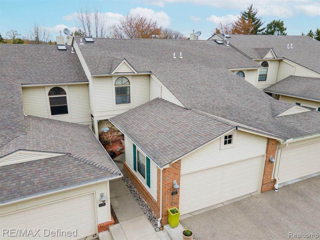 5606 Drake Hollow Drive - Photo 1
