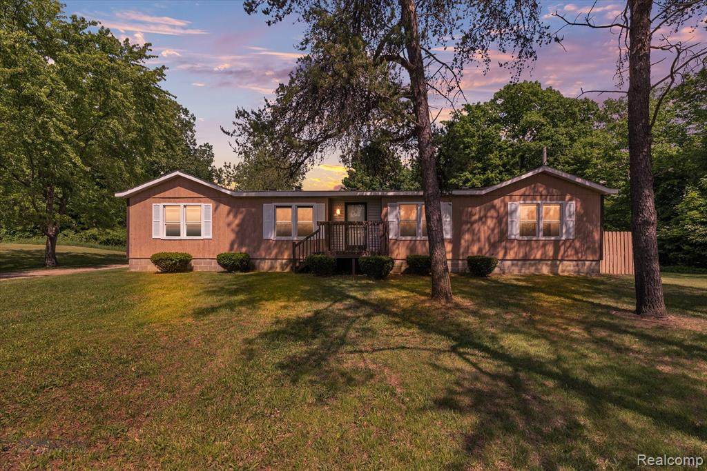 1561 Lake George Road - Photo 1