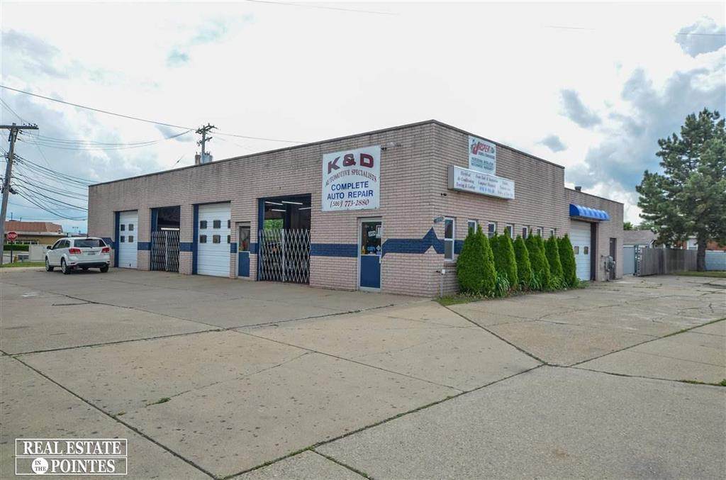 16556 10 Mile Rd - Photo 1