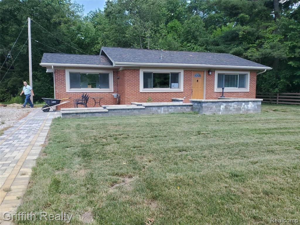 8864 Whitmore Lake Road - Photo 1