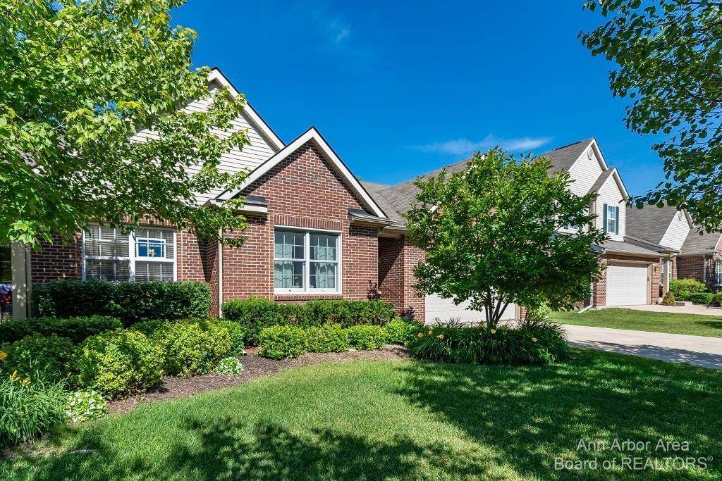 6192 Boyne Drive - Photo 1