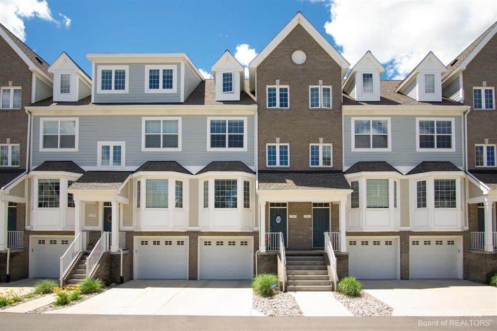 2568 Towne Street - Photo 1