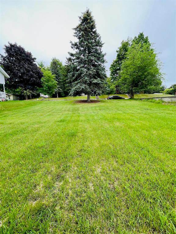405 2nd Street - Photo 1