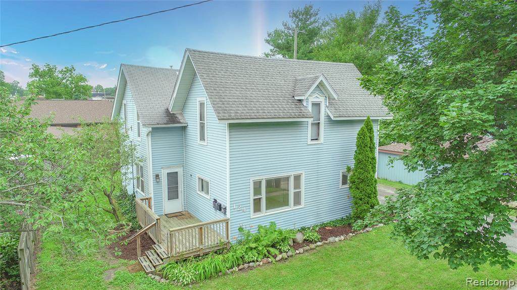124 Warren Street - Photo 1