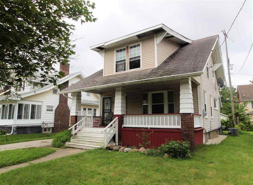 806 6th Street - Photo 1
