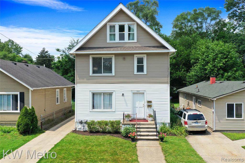 351 Edgewood Pl - Photo 1