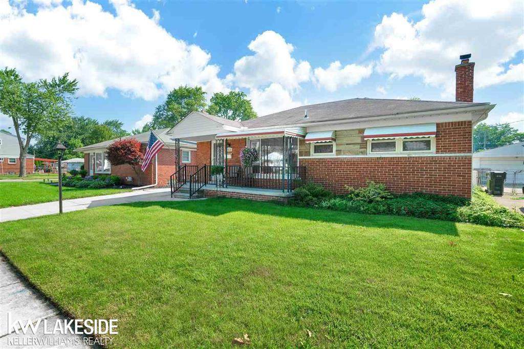 27218 Ursuline St - Photo 1