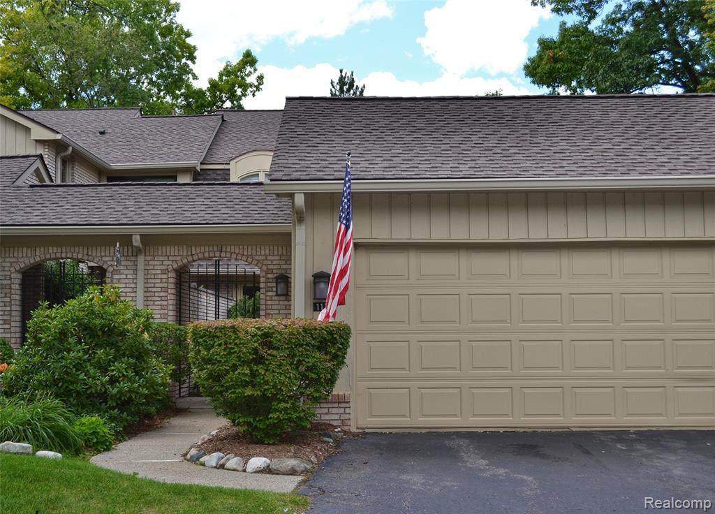 1125 Meadowglen Court - Photo 1