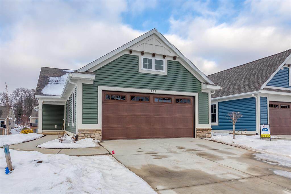 927 Harper Woods Drive - Photo 1