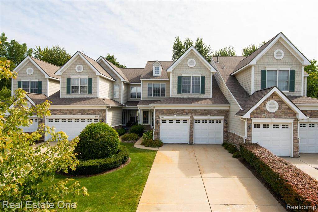 26432 Fieldstone Drive - Photo 1