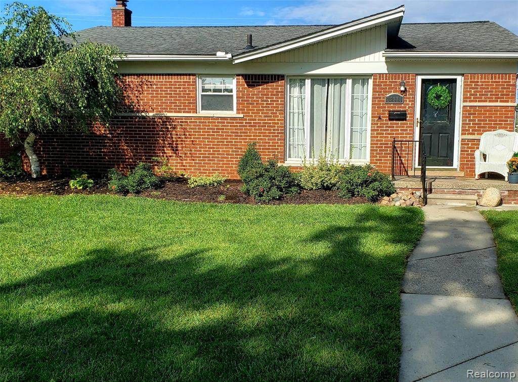 29375 Spoon Avenue - Photo 1