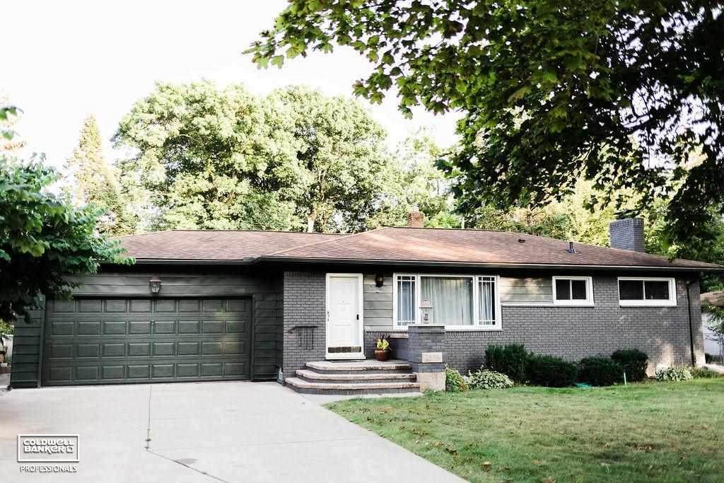 2598 Hathon Dr - Photo 1