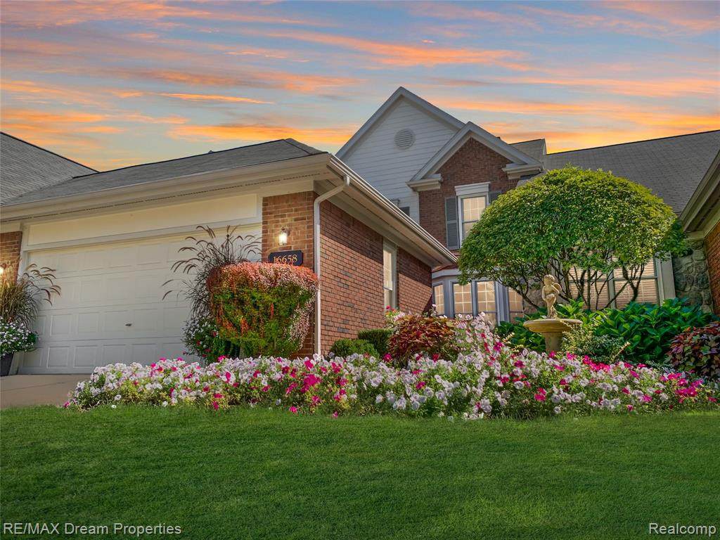 16658 Country Knoll Drive - Photo 1