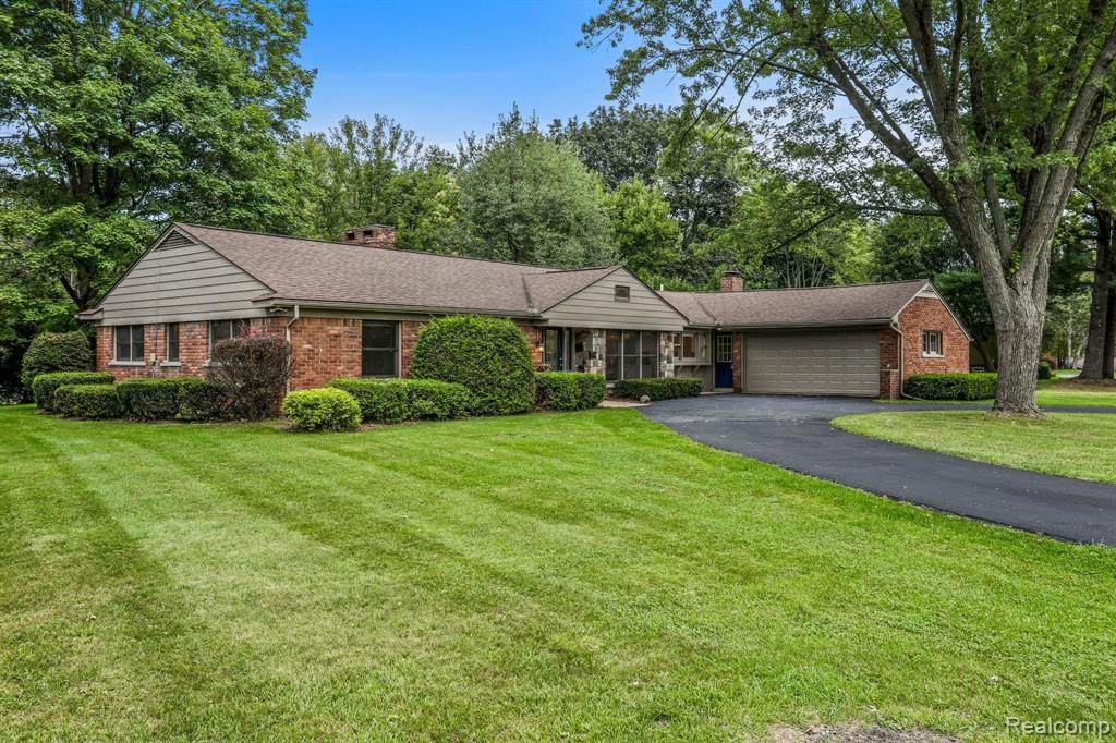 6820 Mark Court - Photo 1