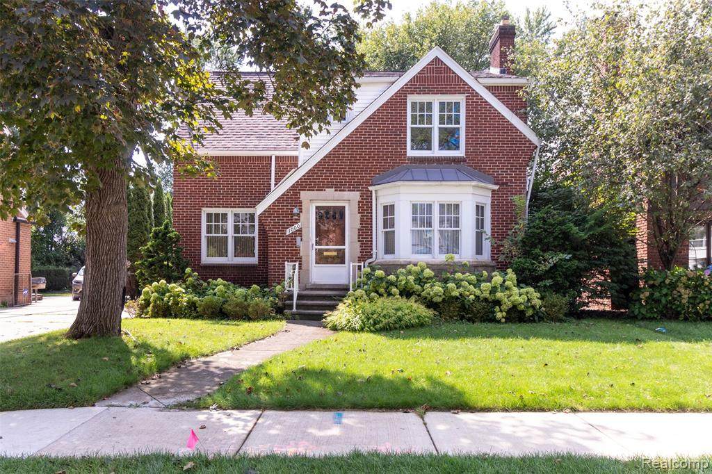 1000 Beechmont Street - Photo 1