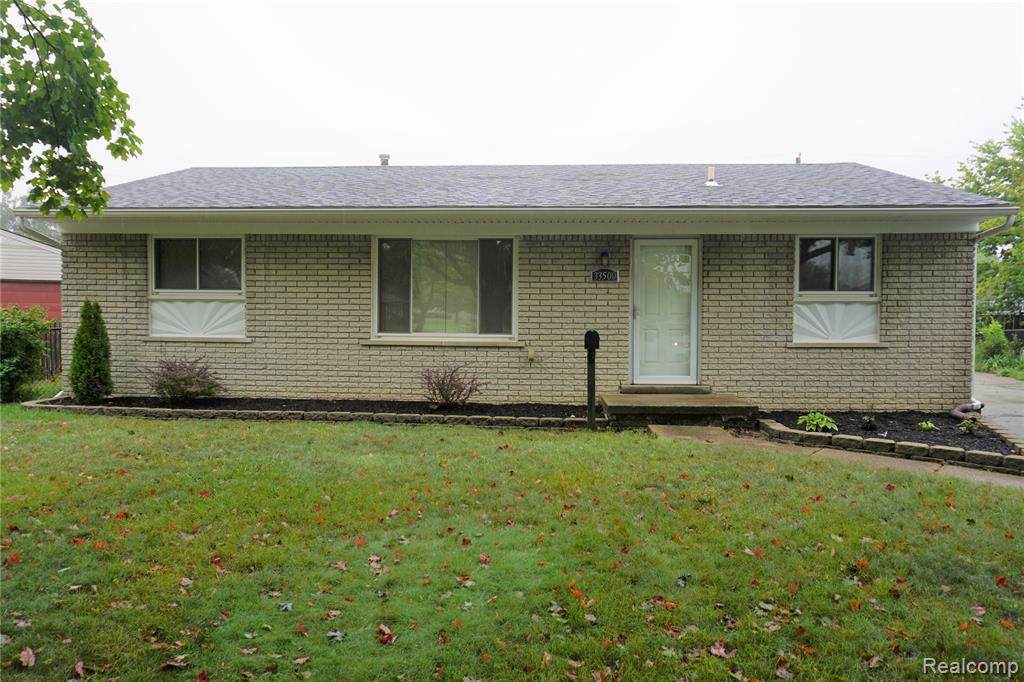 33500 Farmington Court - Photo 1