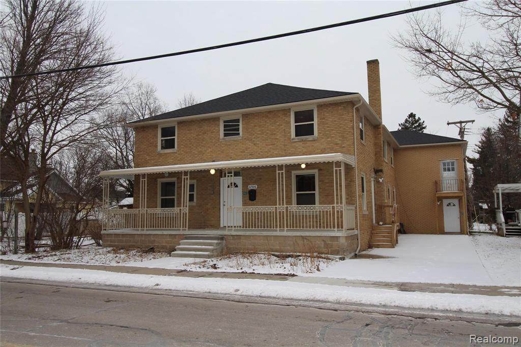 67926 Howard Street - Photo 1